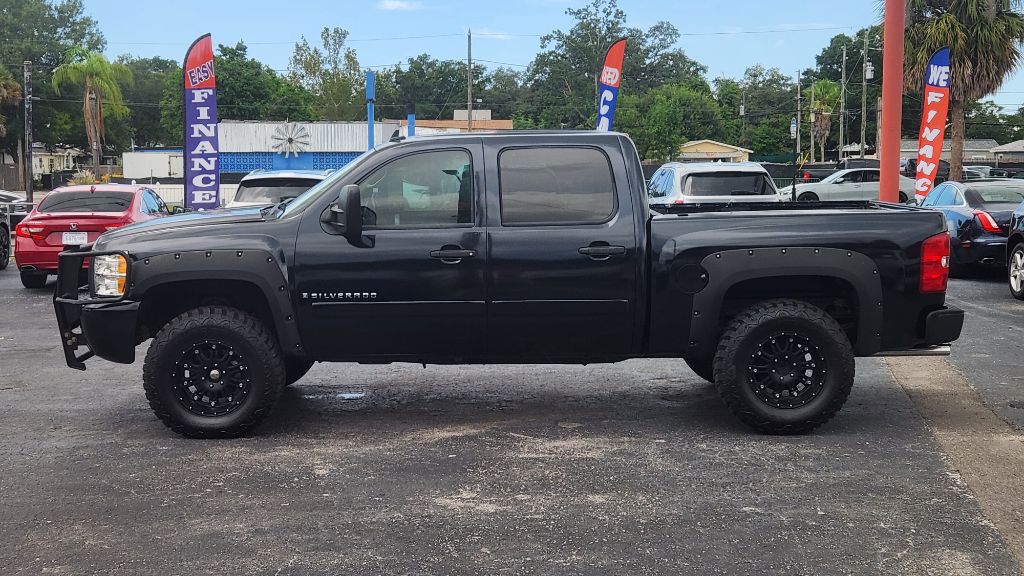 2008 Chevrolet Silverado - $9,900