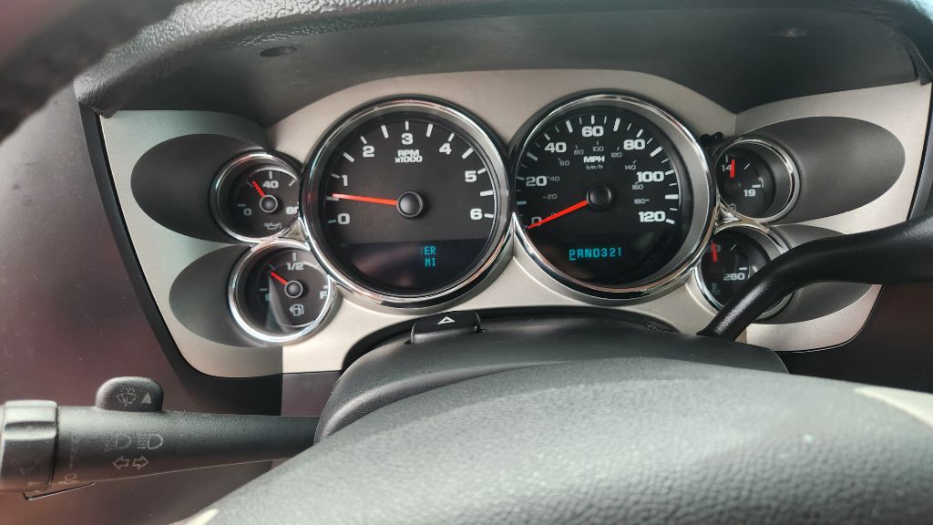 2008 Chevrolet Silverado - $9,900