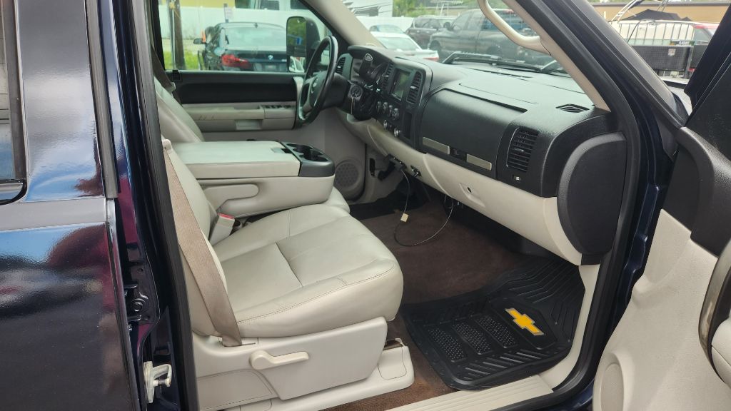 2008 Chevrolet Silverado - $9,900