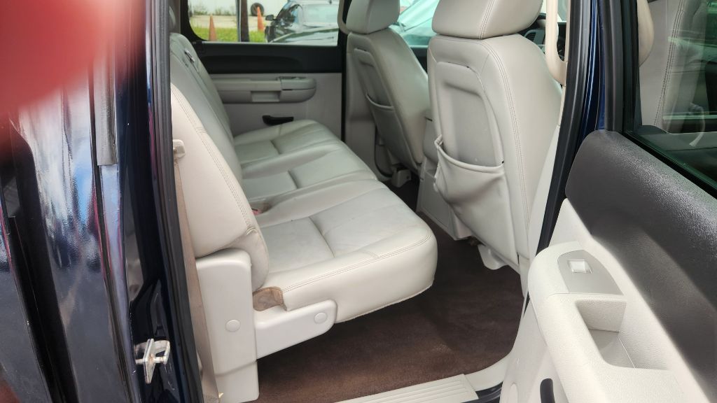 2008 Chevrolet Silverado - $9,900