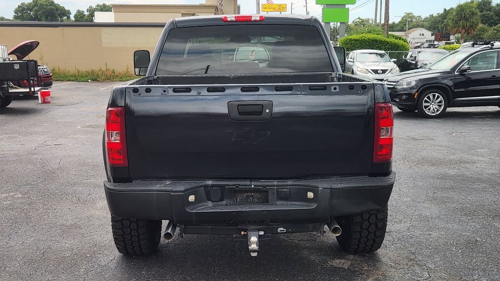 2008 Chevrolet Silverado - $9,900