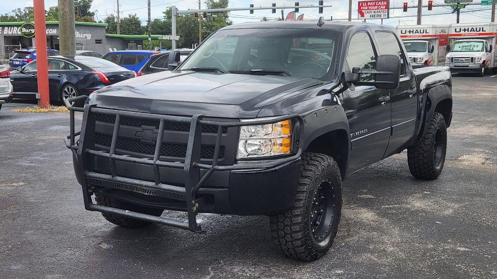 2008 Chevrolet Silverado - $9,900