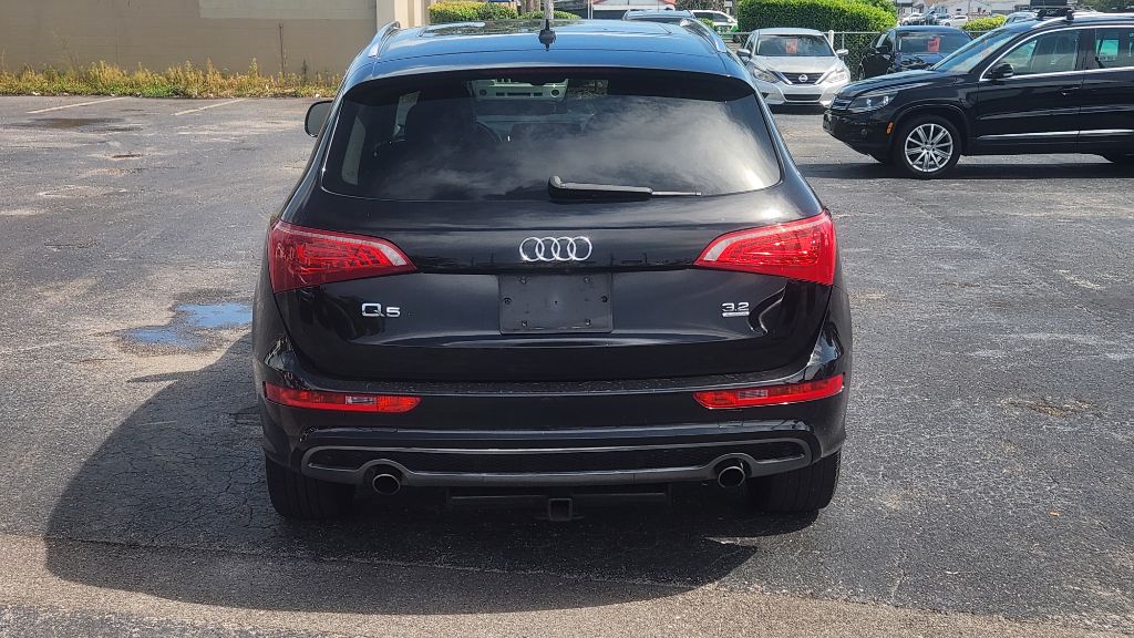 2011 Audi Q5 - $8,800