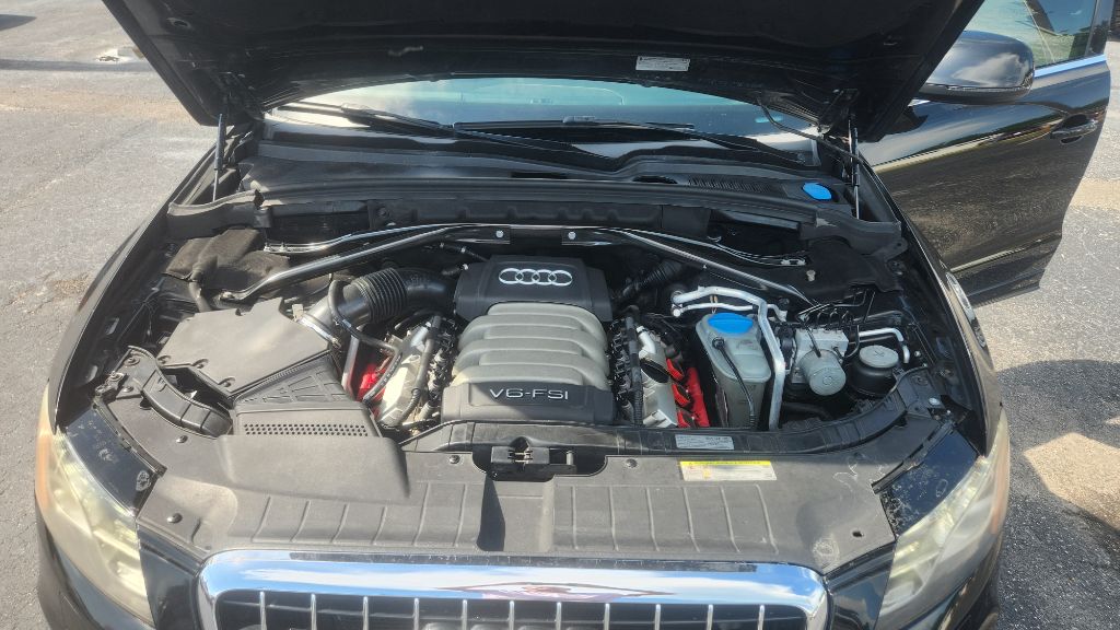 2011 Audi Q5 - $8,800