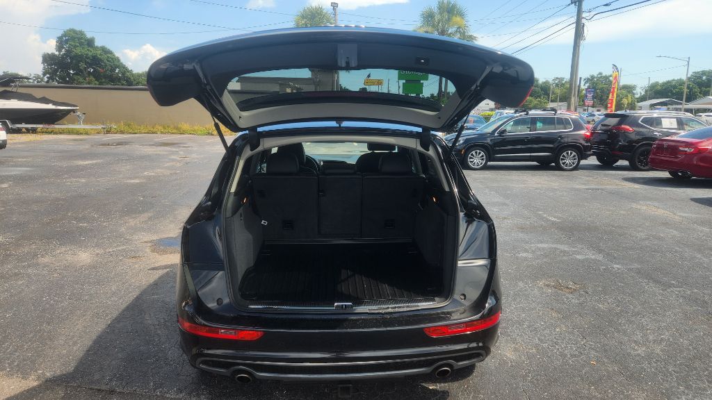 2011 Audi Q5 - $8,800