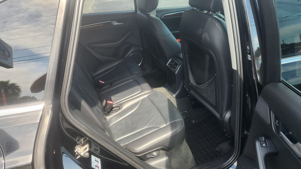 2011 Audi Q5 - $8,800