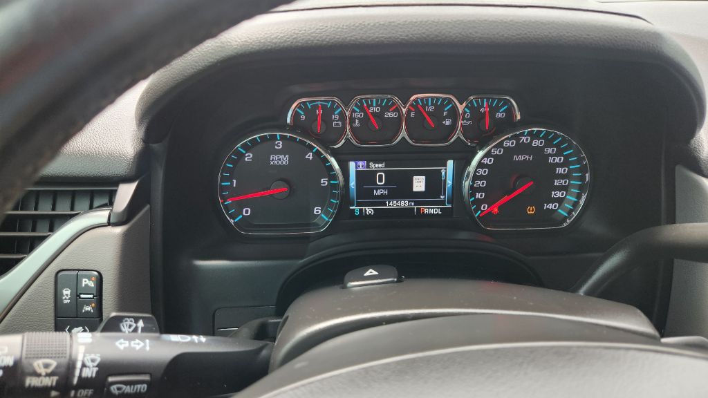 2018 Chevrolet Suburban - $17,500