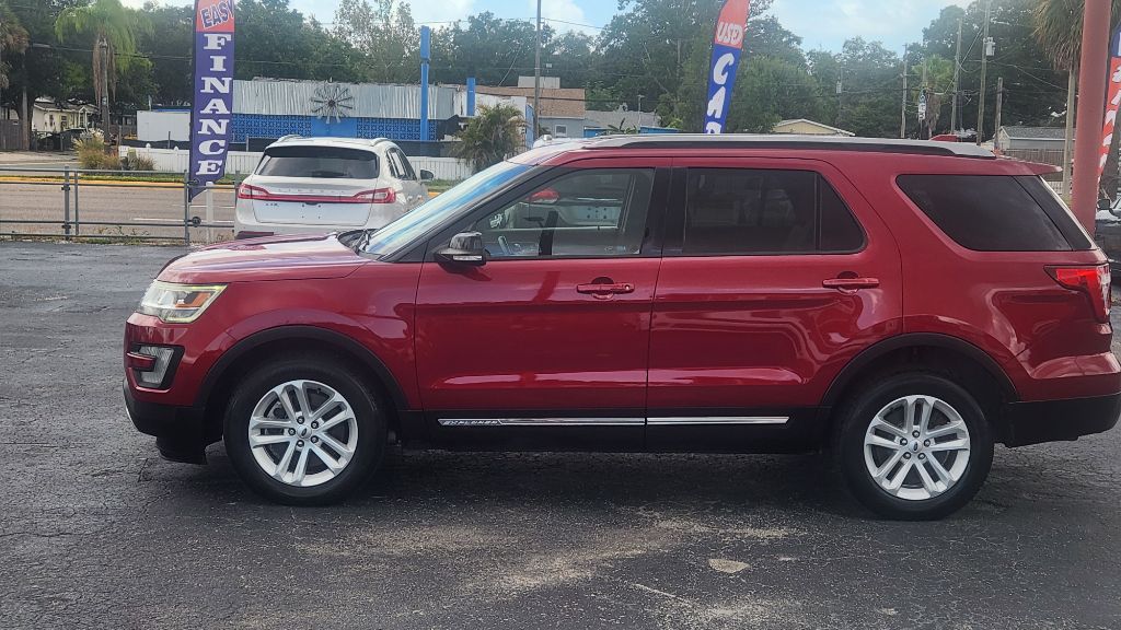 2017 Ford Explorer - $12,500