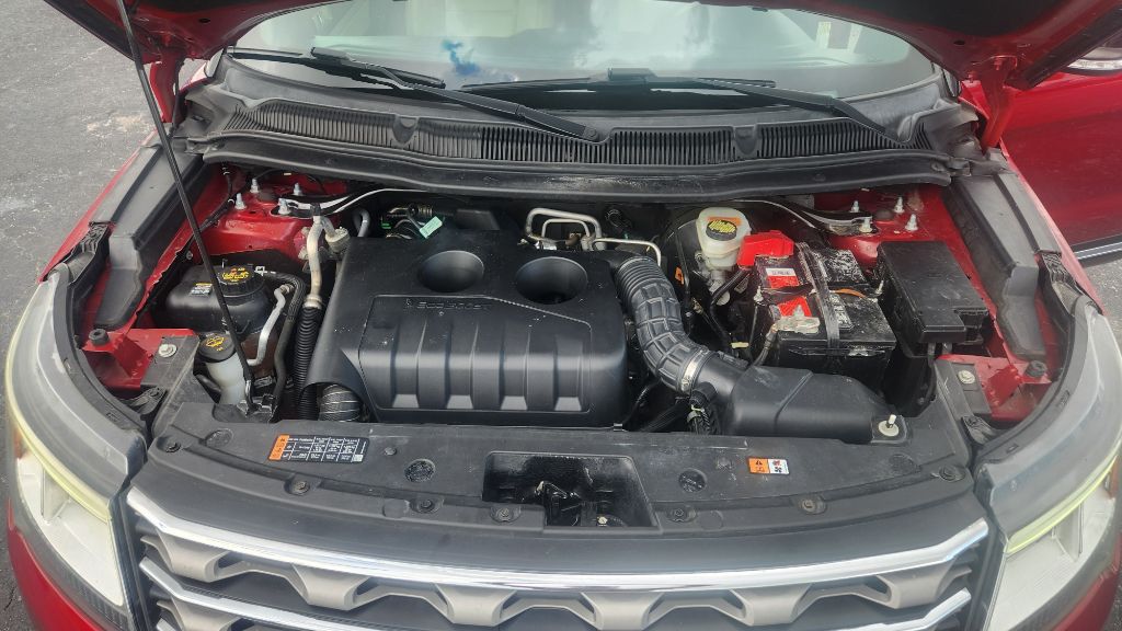 2017 Ford Explorer - $12,500