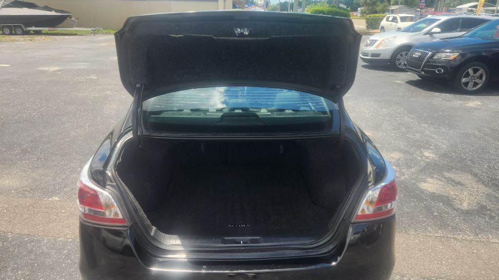 2015 Nissan Altima - $7,400