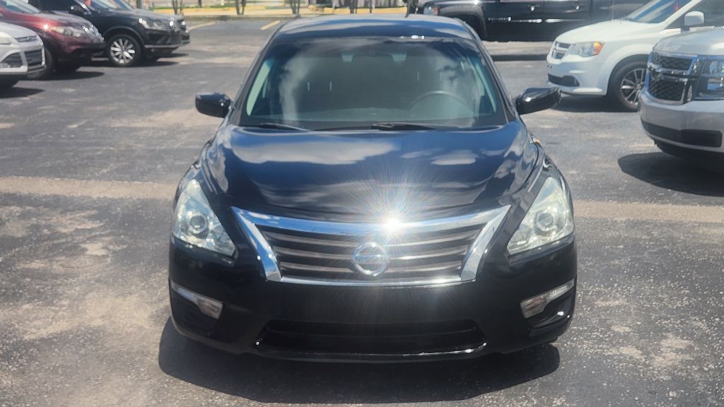 2015 Nissan Altima - $7,400