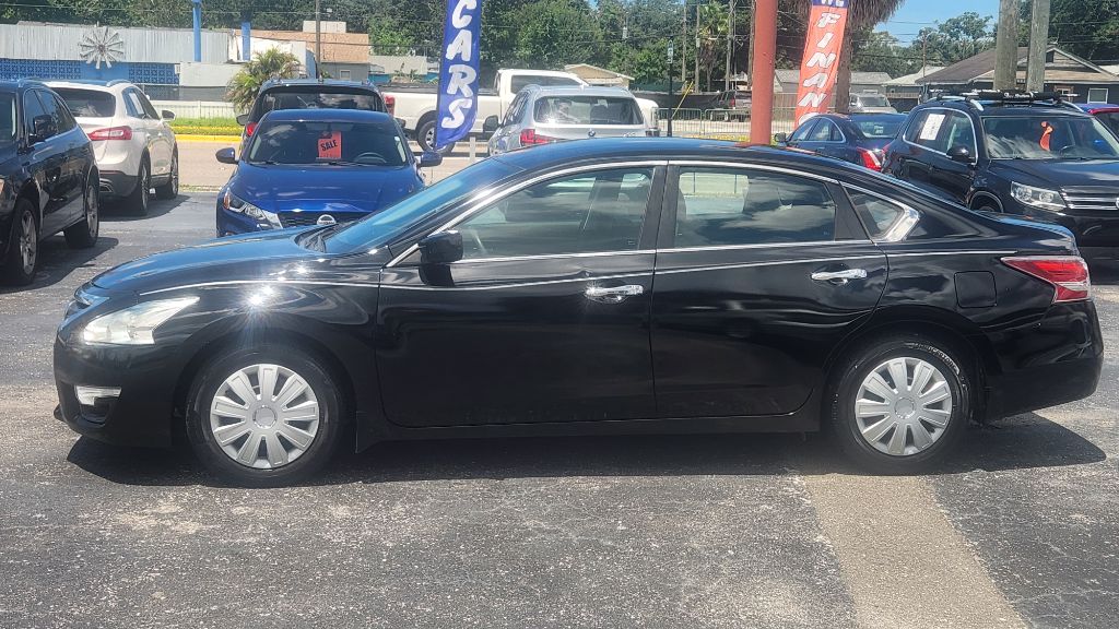 2015 Nissan Altima - $7,400