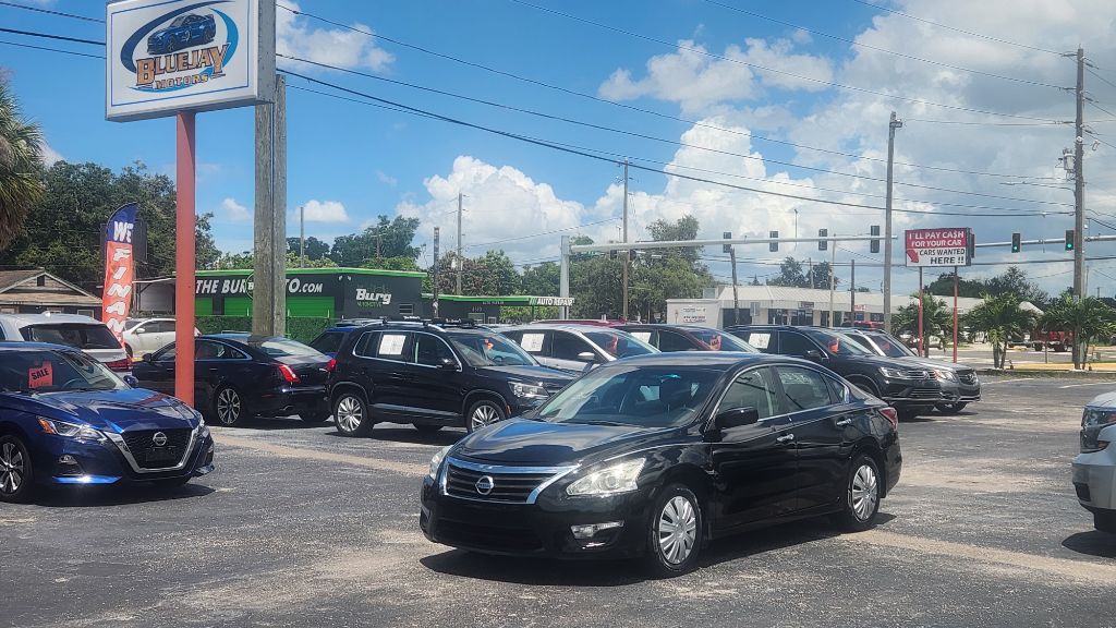 2015 Nissan Altima - $7,400