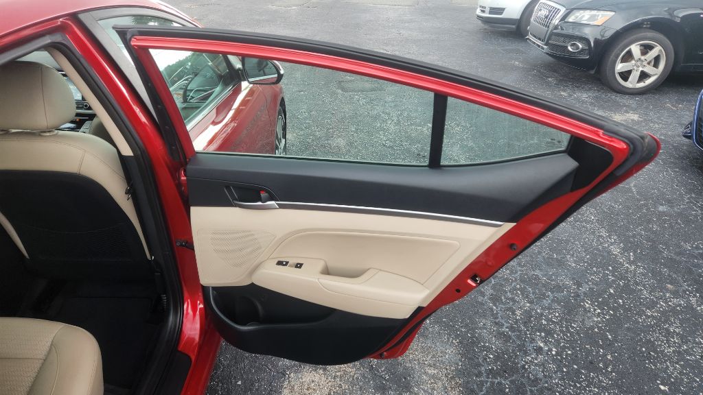 2017 Hyundai Elantra - $12,900