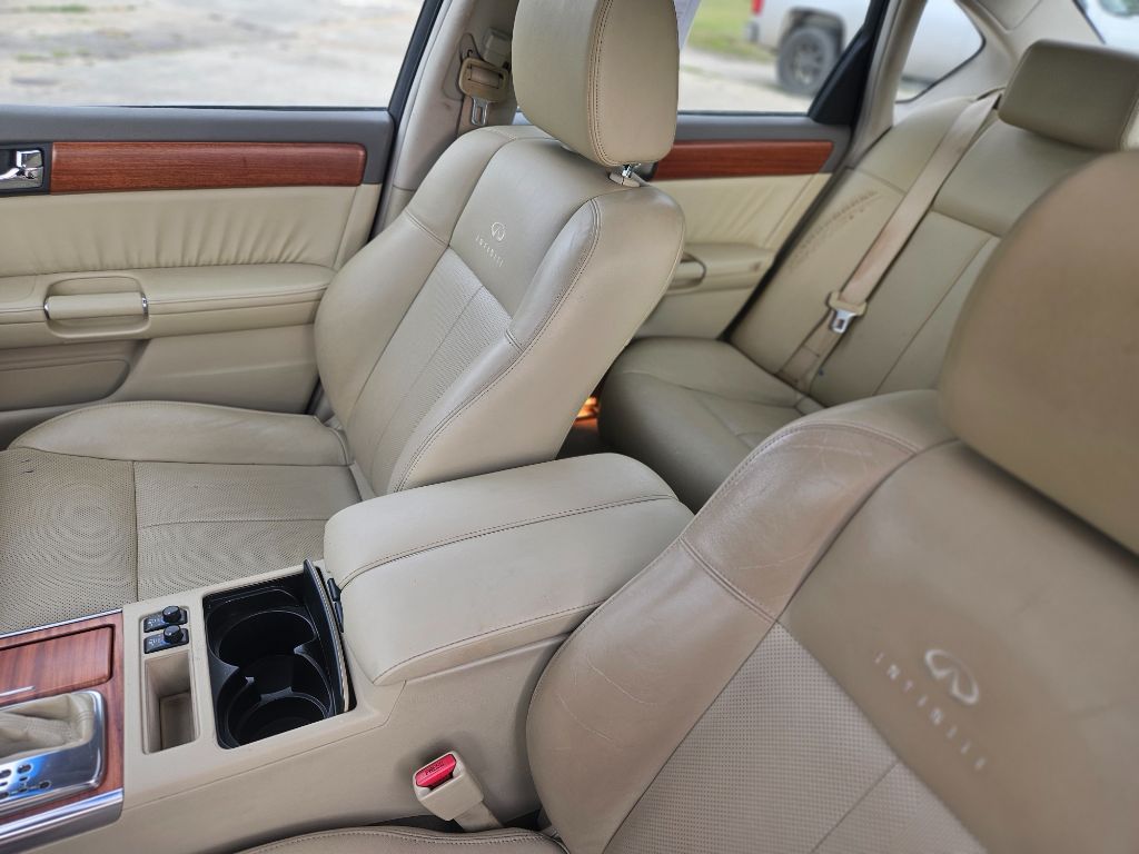 2007 INFINITI M - $5,500