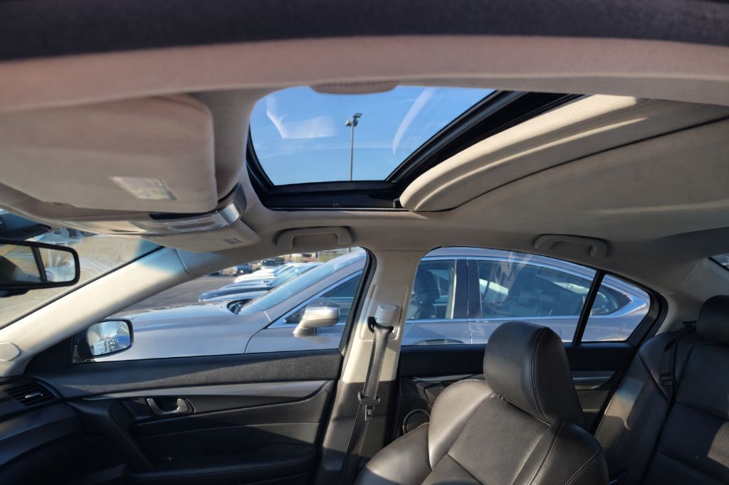 2009 Acura TL - $8,400
