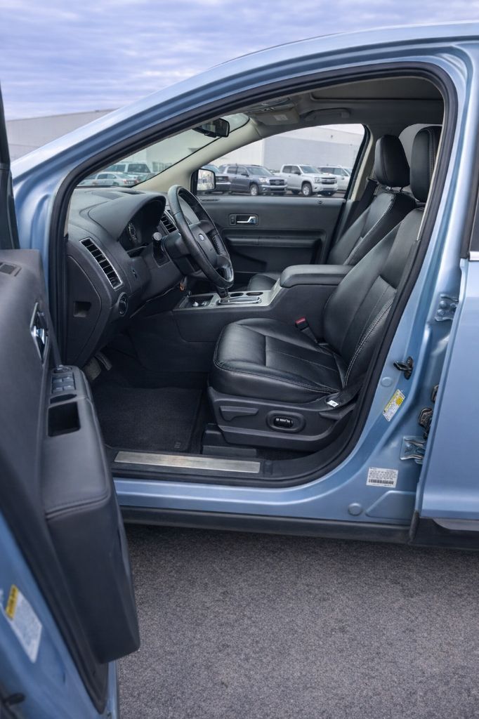 2008 Ford Edge - $3,700