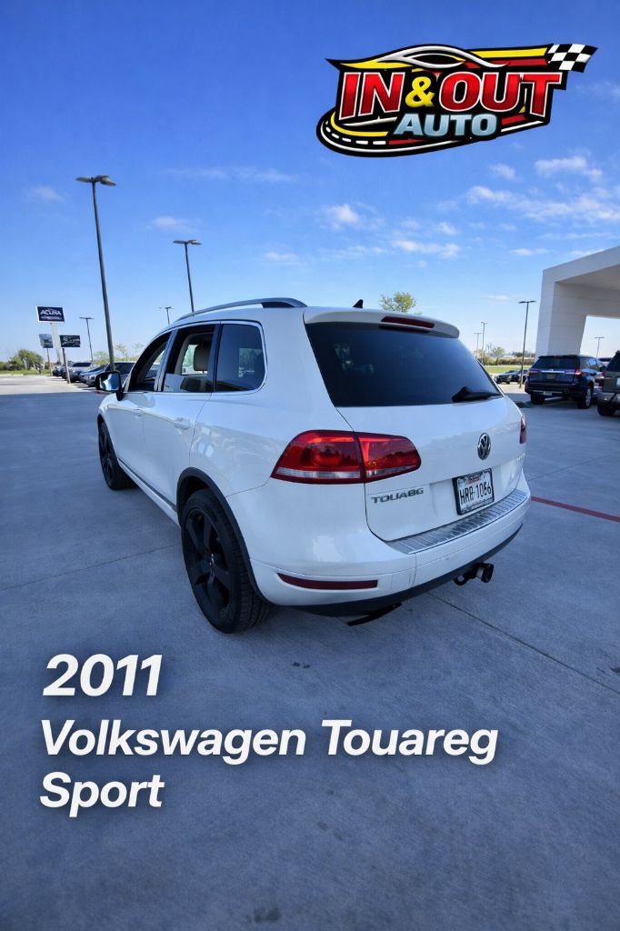 2011 Volkswagen Touareg - $5,100