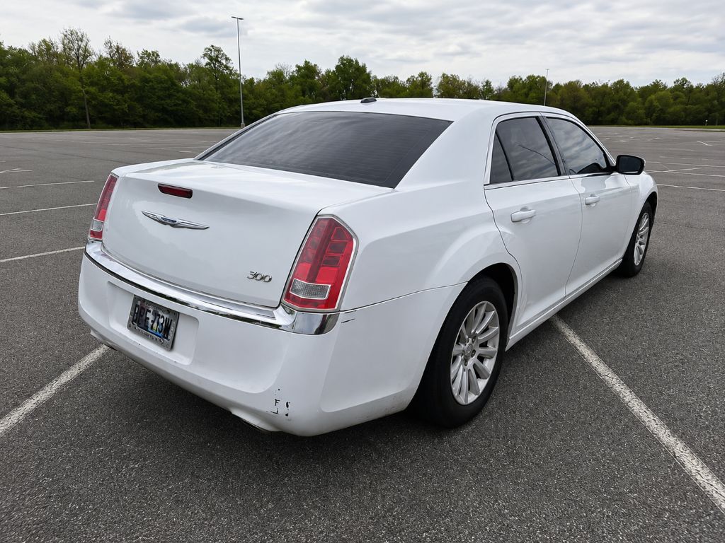 2013 Chrysler 300 - $6,599