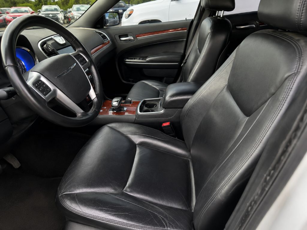 2013 Chrysler 300 - $6,599