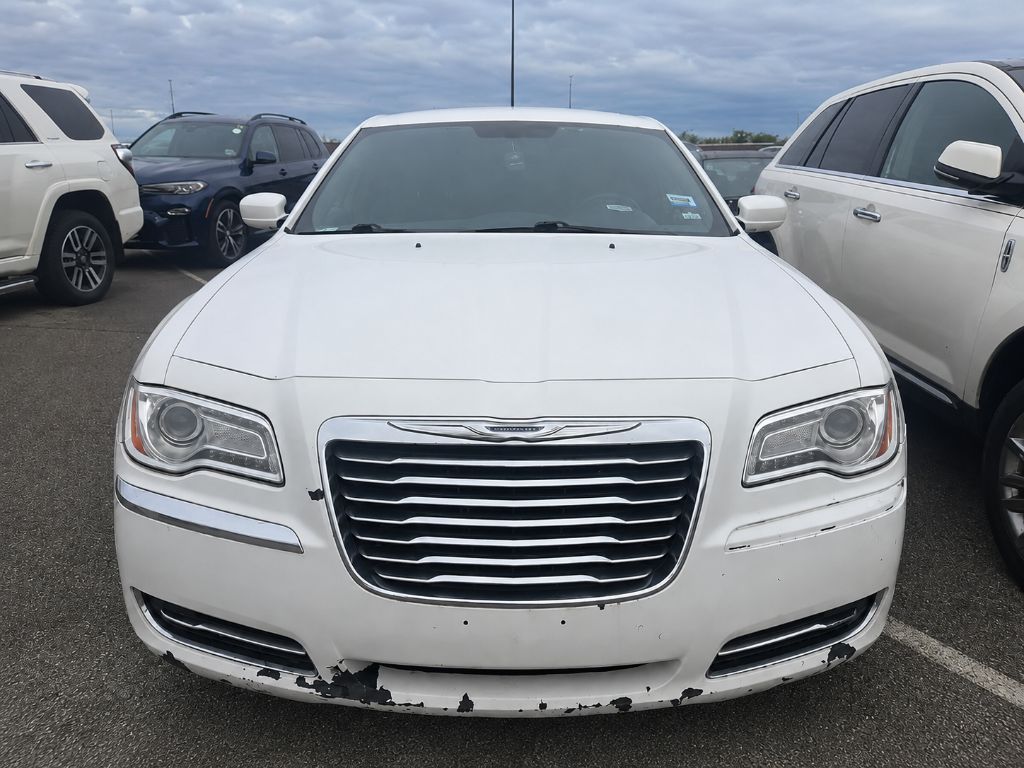 2013 Chrysler 300 - $6,599