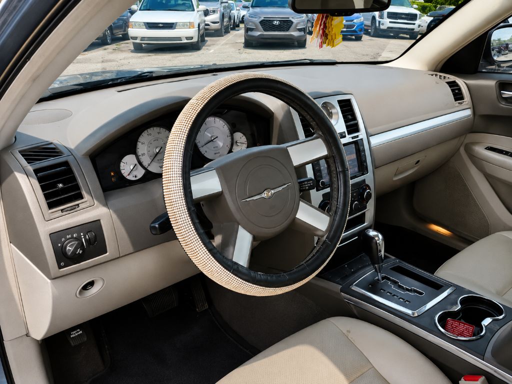 2009 Chrysler 300 - $5,550