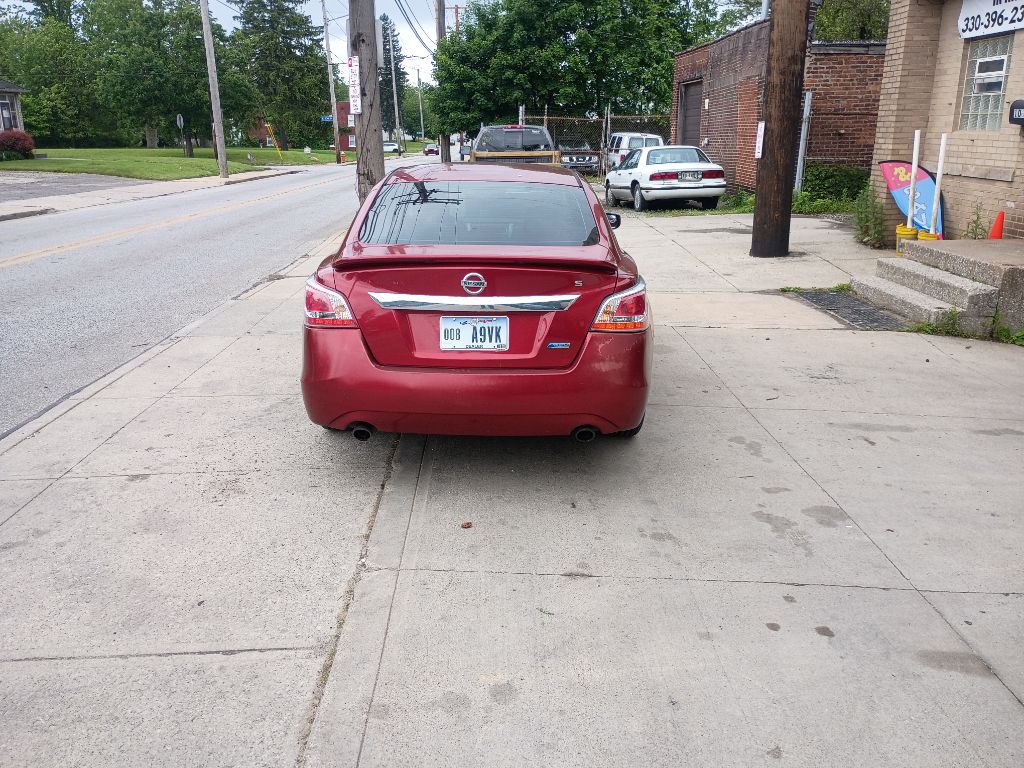 2013 Nissan Altima - $5,650