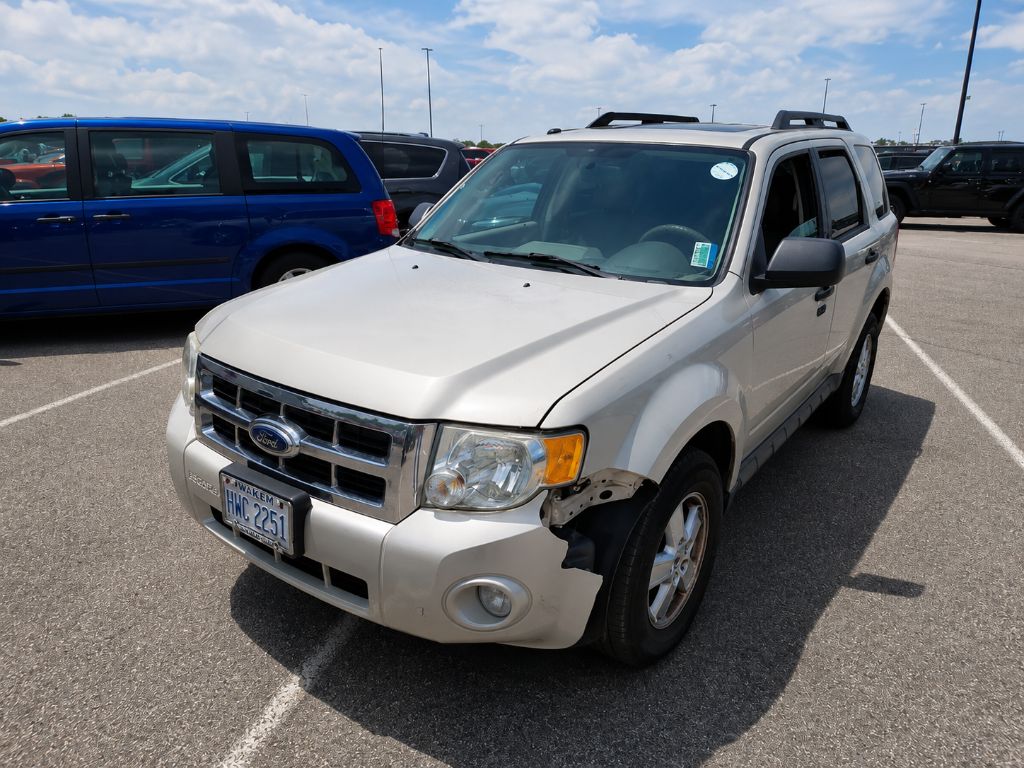 2009 Ford Escape - $2,995
