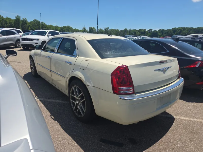 2009 Chrysler 300 - $5,295