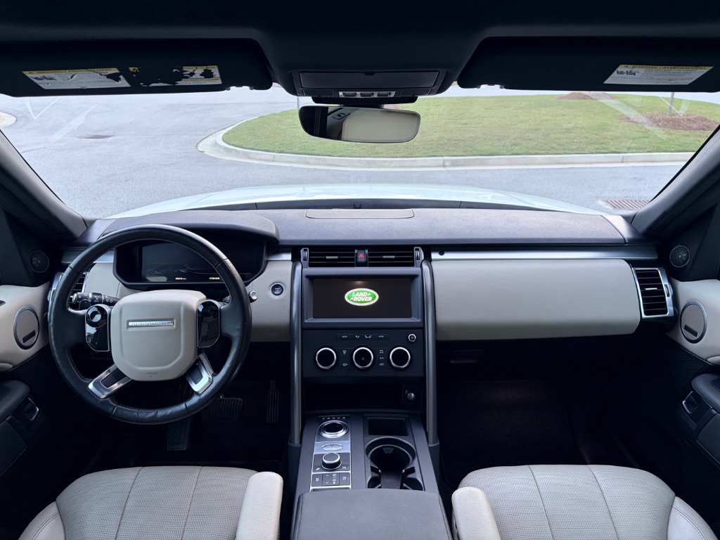 2020 Land Rover Discovery - $24,000