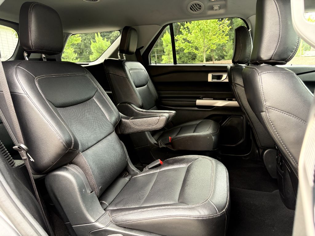 2023 Ford Explorer - $29,500