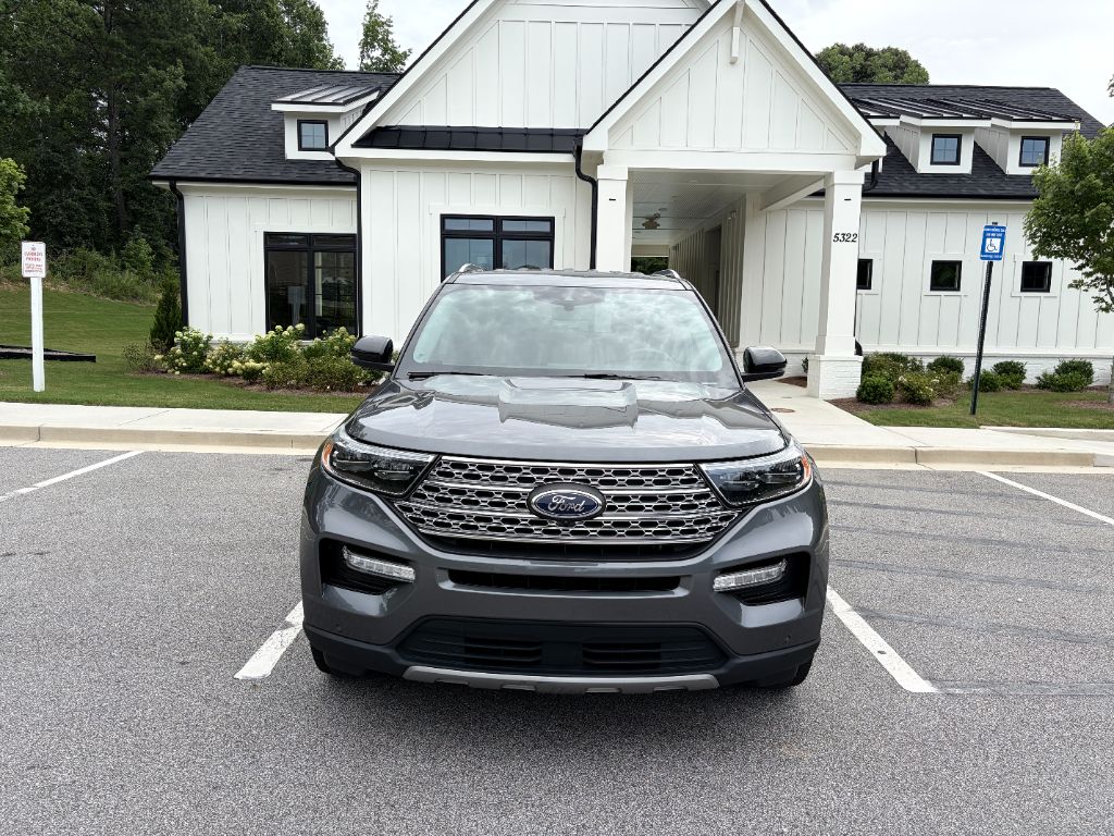 2023 Ford Explorer - $29,500