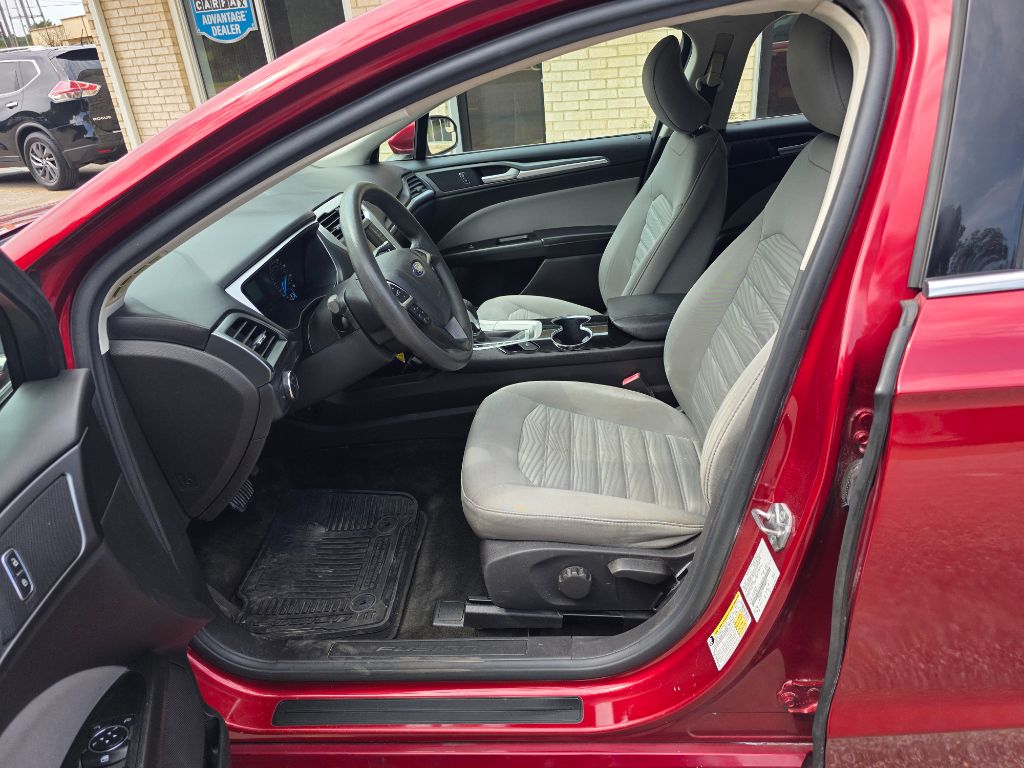 2016 Ford Fusion - $9,588