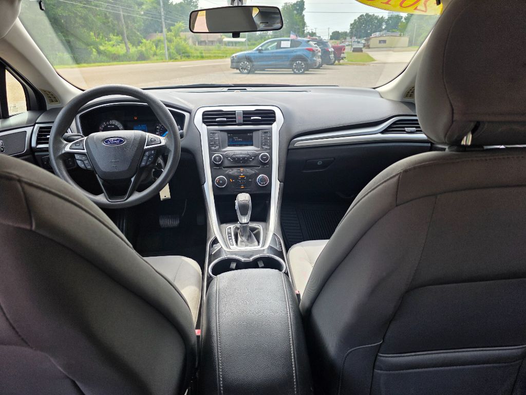 2016 Ford Fusion - $9,588