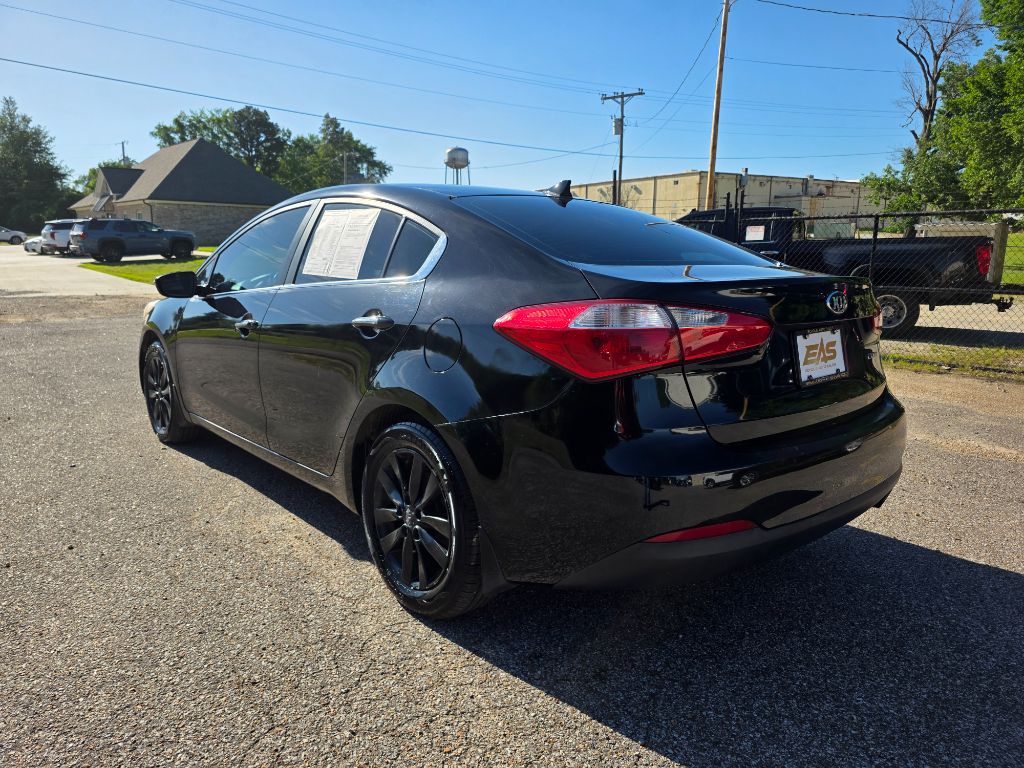 2015 Kia Forte - $8,600