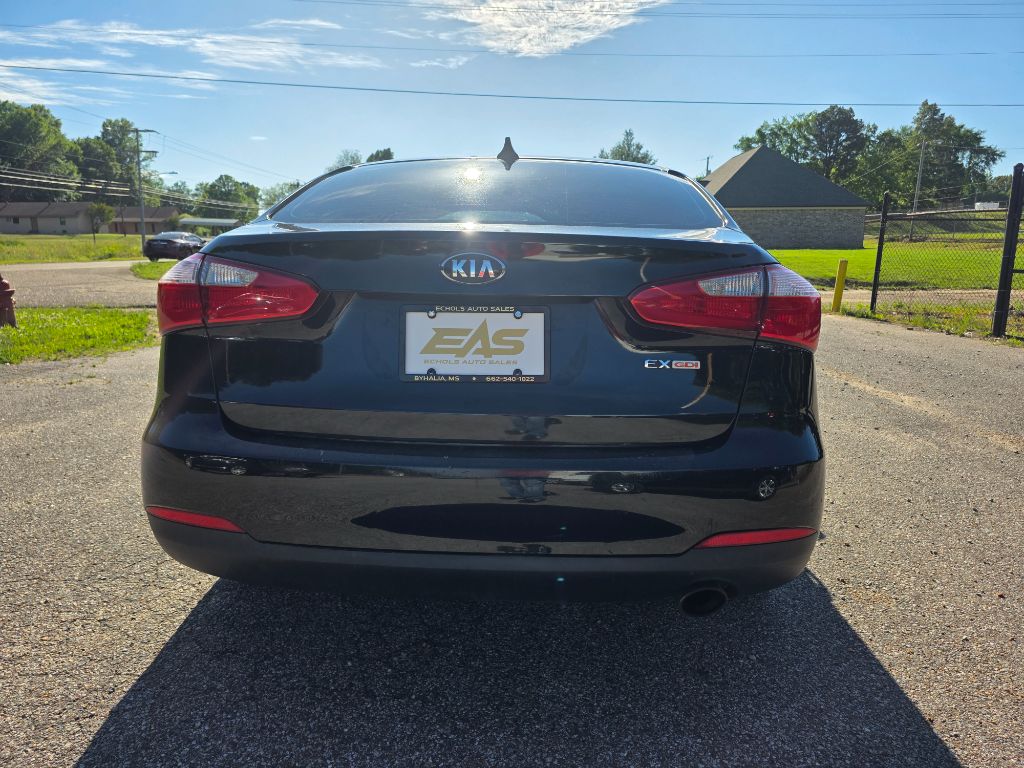 2015 Kia Forte - $8,600