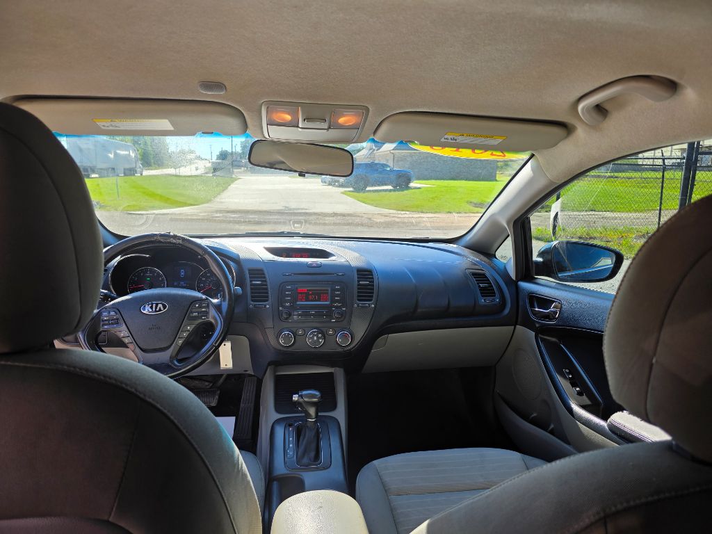2015 Kia Forte - $8,600