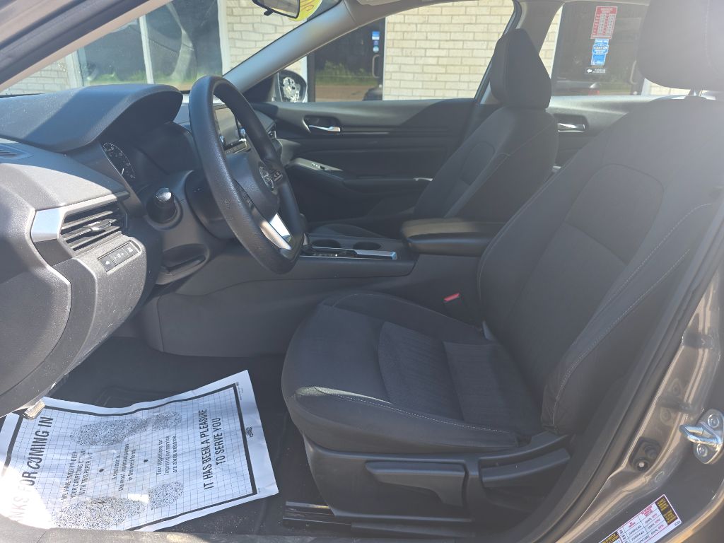2022 Nissan Altima - $11,678