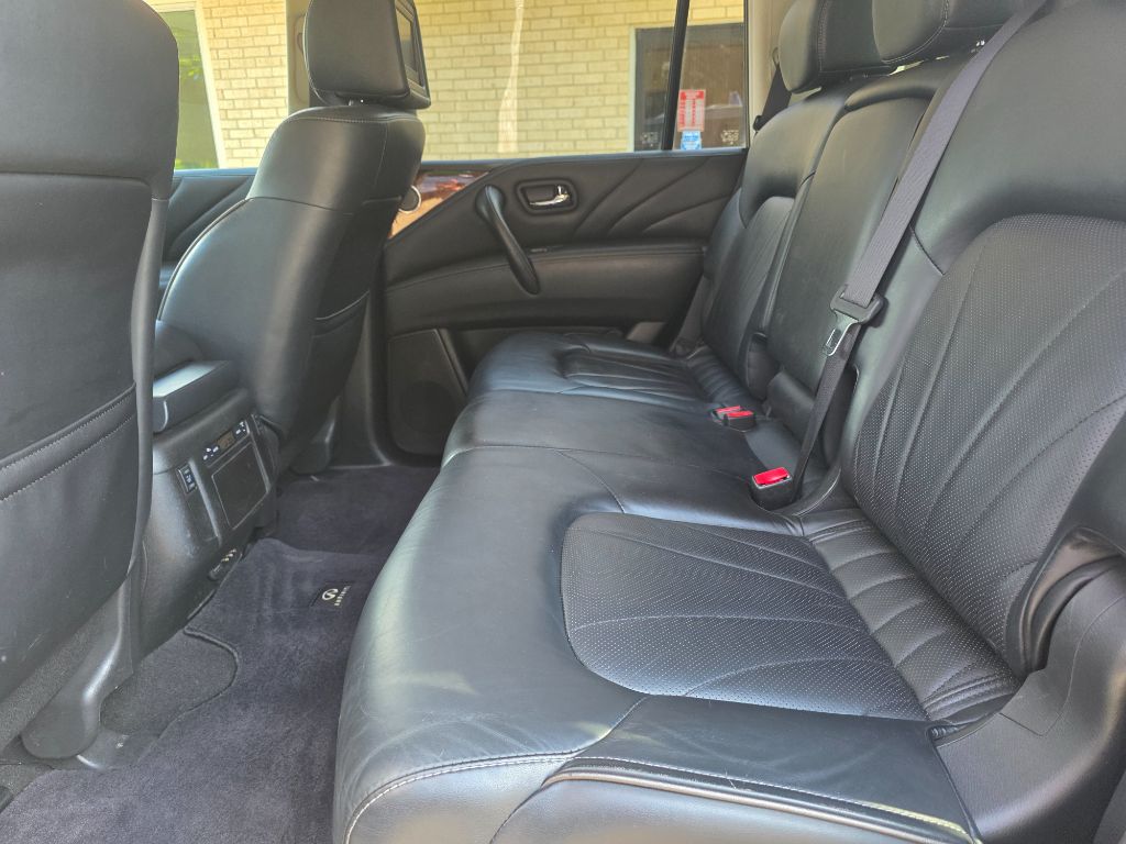 2015 INFINITI QX80 - $17,995