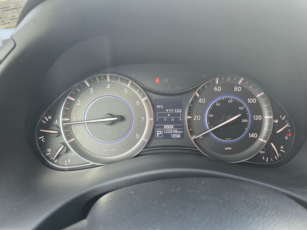 2015 INFINITI QX80 - $17,995
