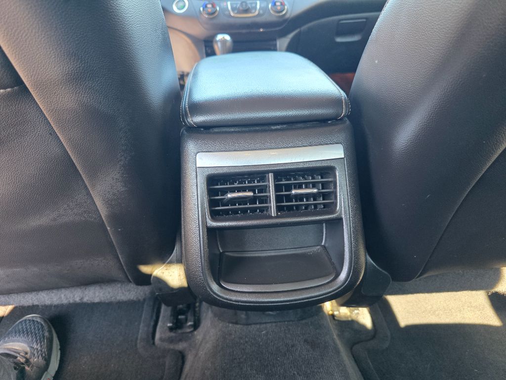 2016 Chevrolet Impala - $13,989