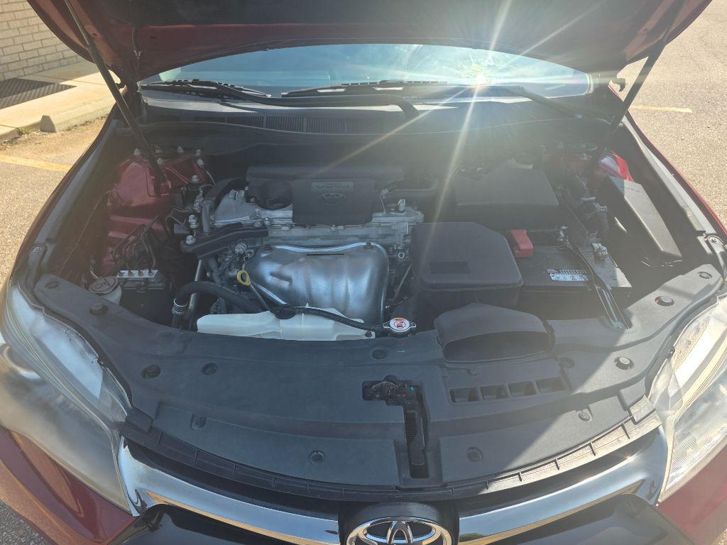 2017 Toyota Camry - $15,989
