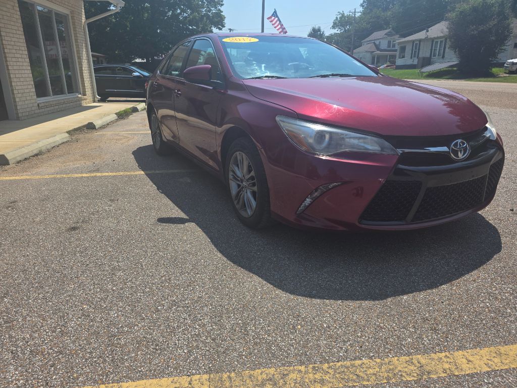 2017 Toyota Camry - $15,989