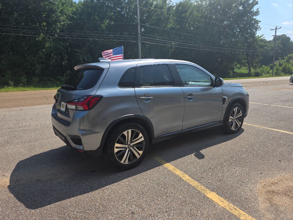 2020 Mitsubishi Outlander - $15,983