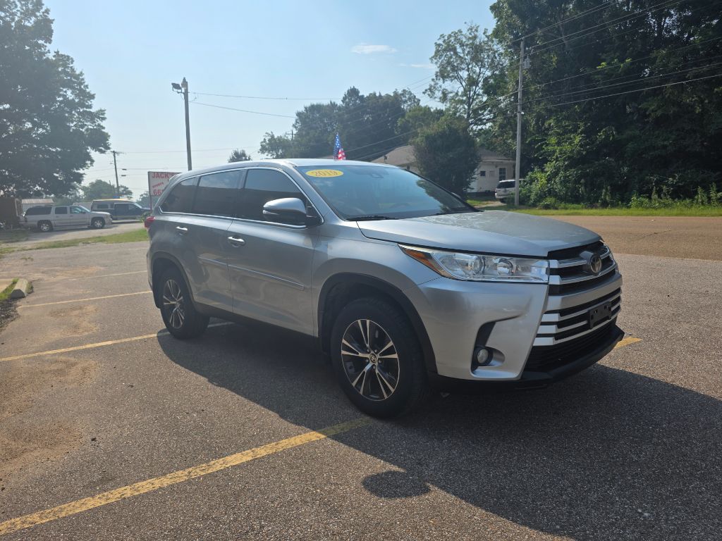 2019 Toyota Highlander - $18,989