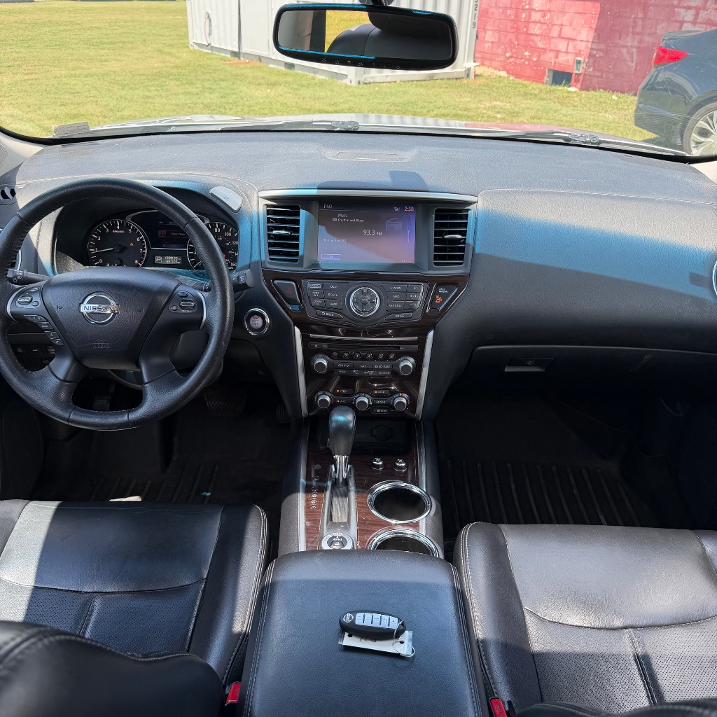 2015 Nissan Pathfinder - $6,992
