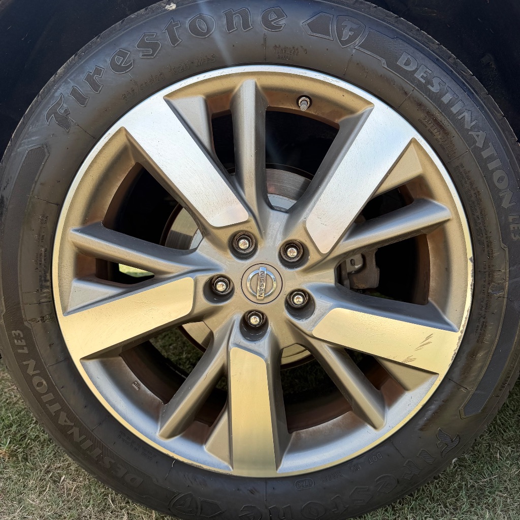 2015 Nissan Pathfinder - $6,992