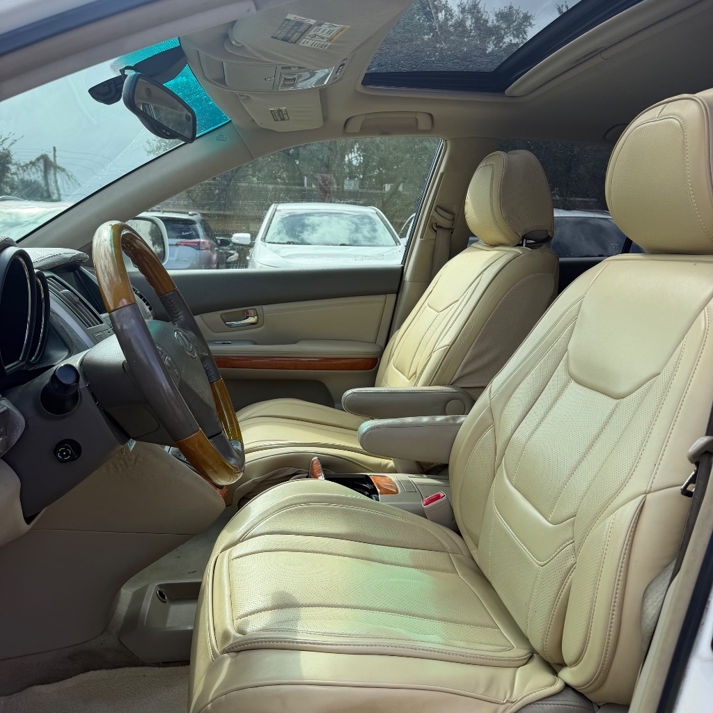 2007 Lexus RX - $3,350
