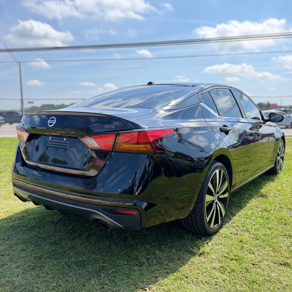 2020 Nissan Altima - $11,991