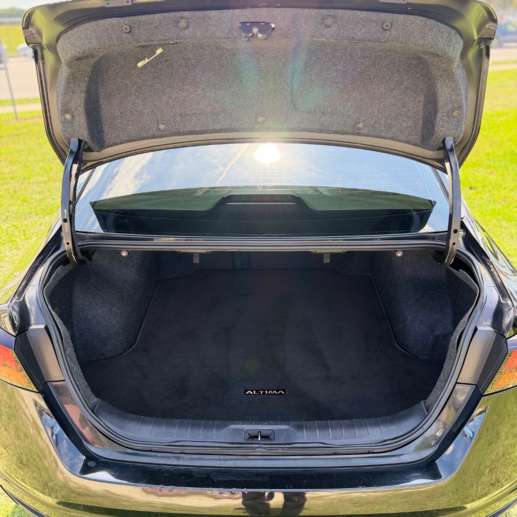 2020 Nissan Altima - $11,991